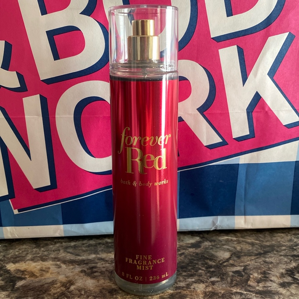 Bath & Body Works Forever Red